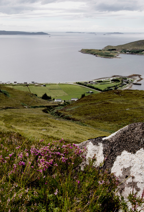 ARDMAIR BAY HILL VIEW