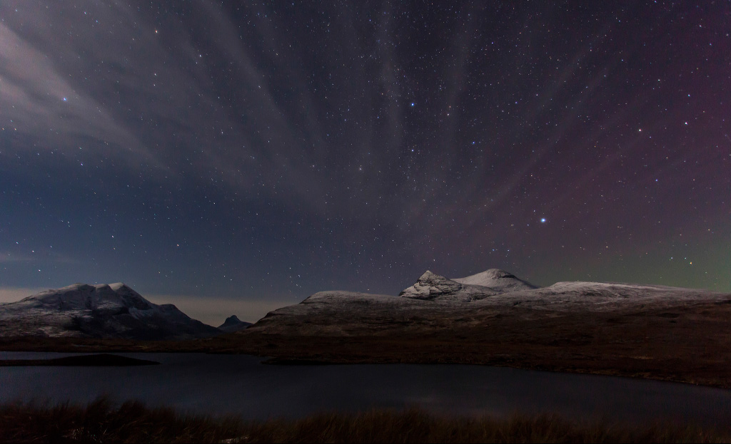 NORTHERN LIGHTS OVER KNOCKAN CRAG